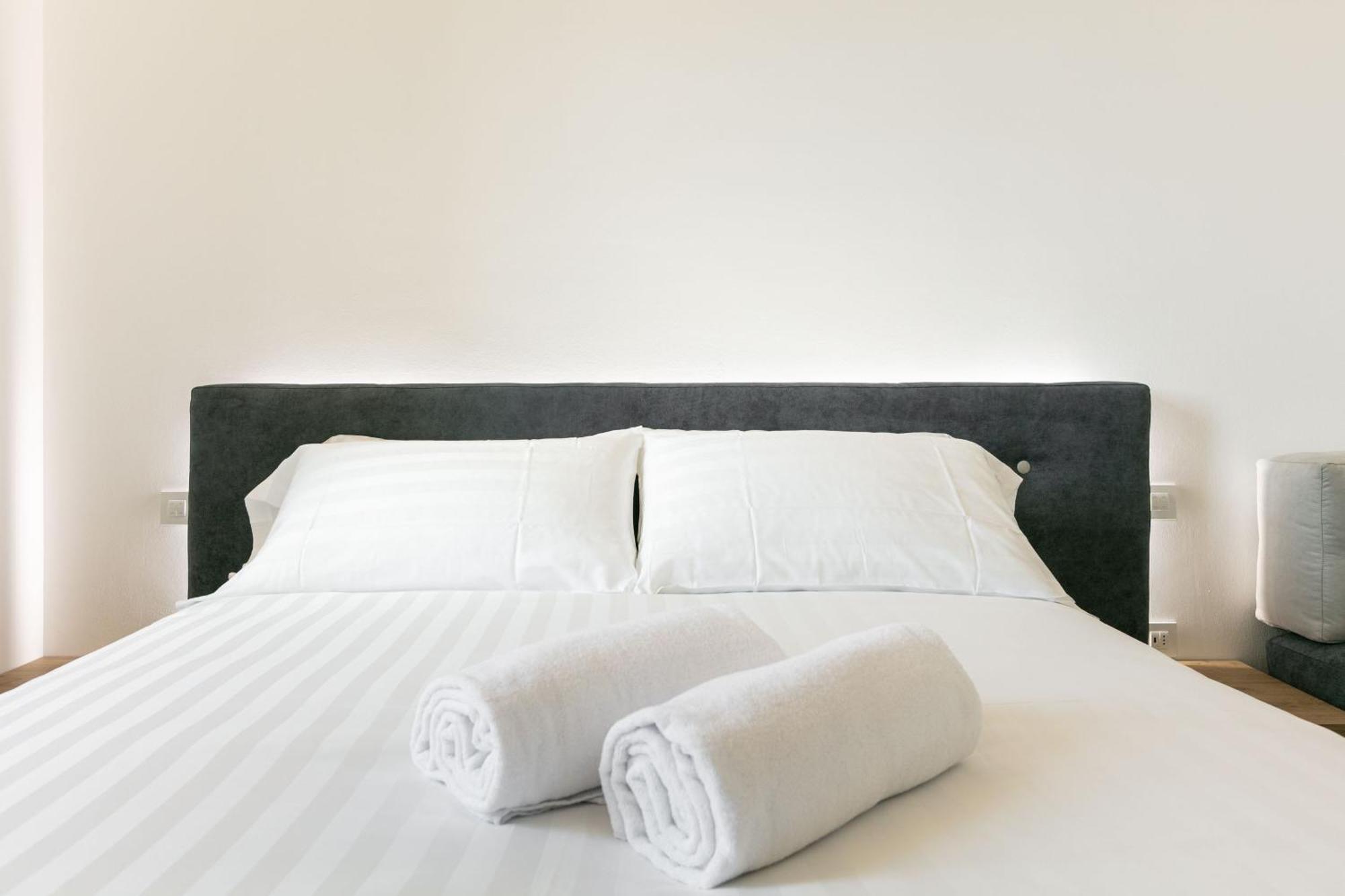 Domus Cavour Rooms&Suites Tirano Oda fotoğraf
