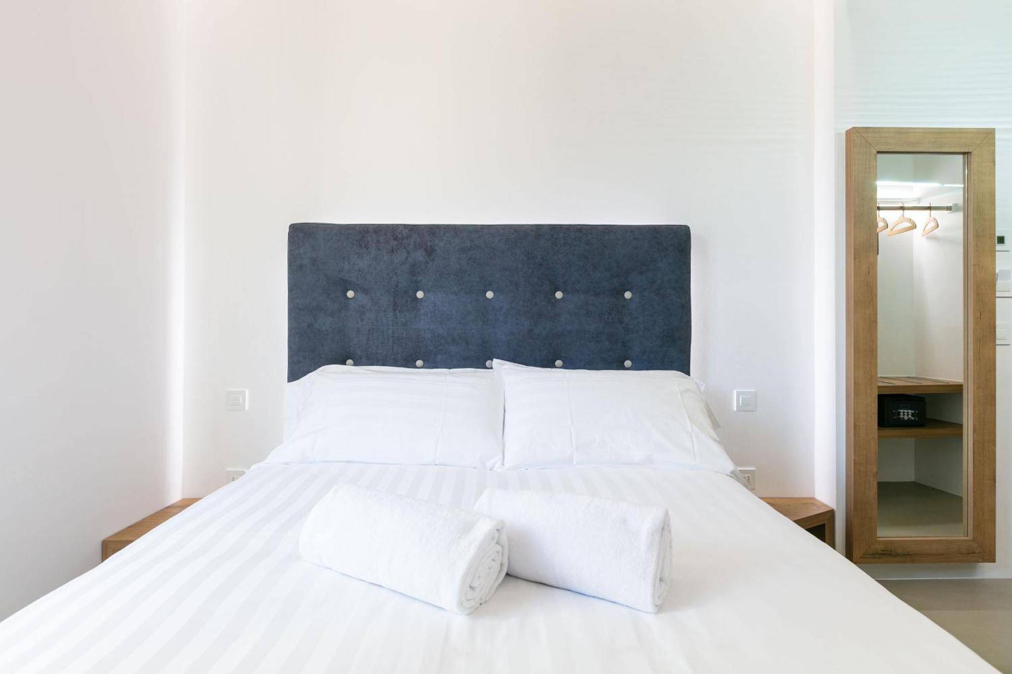Domus Cavour Rooms&Suites Tirano Oda fotoğraf