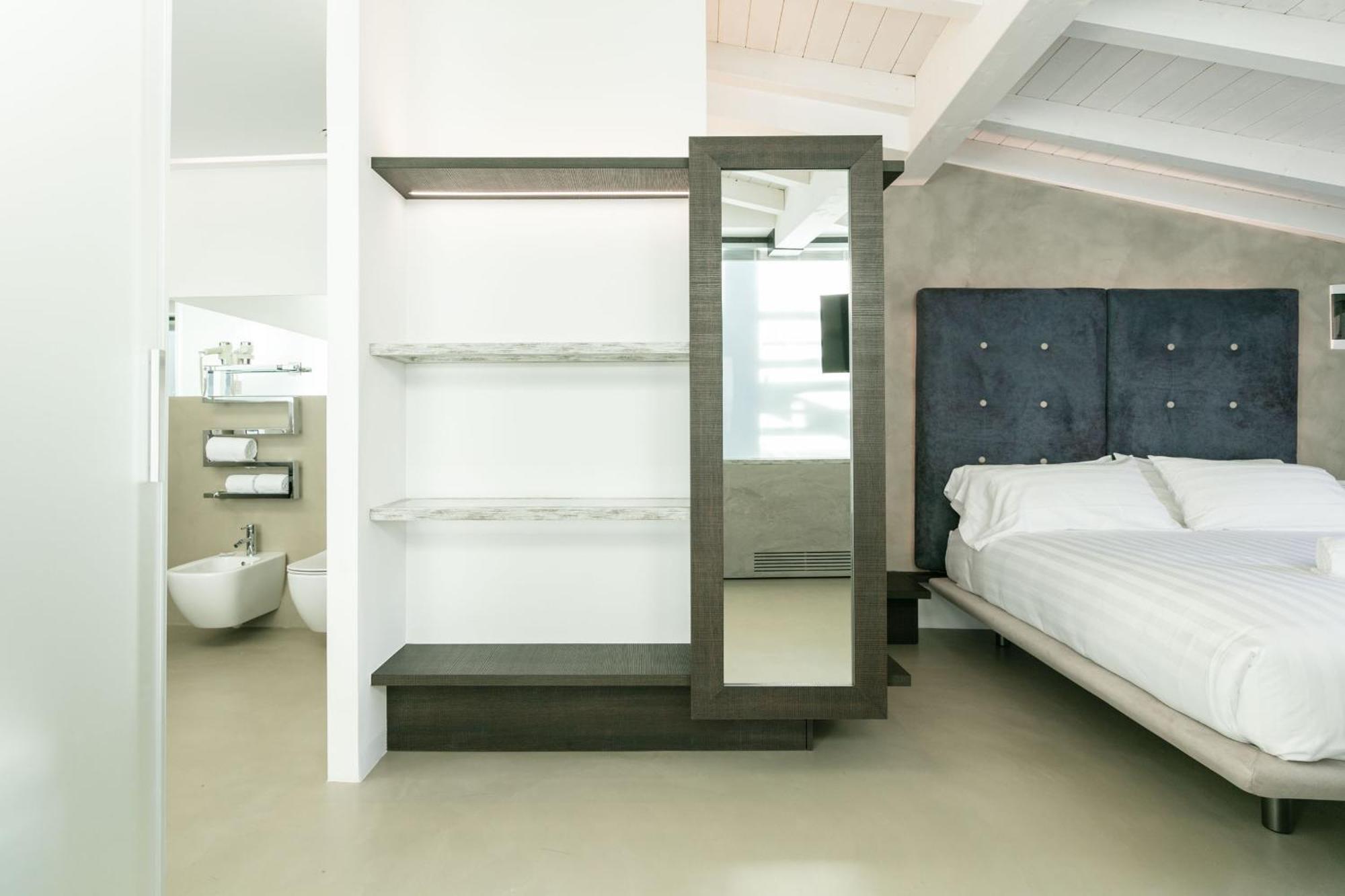 Domus Cavour Rooms&Suites Tirano Oda fotoğraf